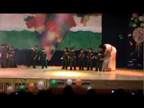 Nanha Munna Rahi Hu (Hilarious Group Dance : Vishu)