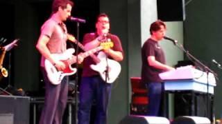 Watch They Might Be Giants Where Do They Make Balloons video