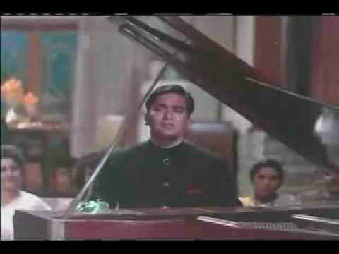 KISI PATTHAR KI MOORAT SE - MAHENDRA KAPOOR - HAMRAAZ - 1967...