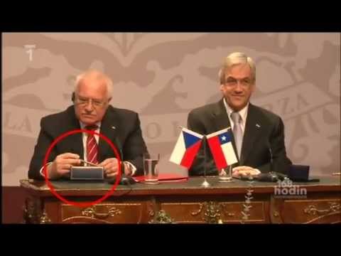 President caught stealing pen