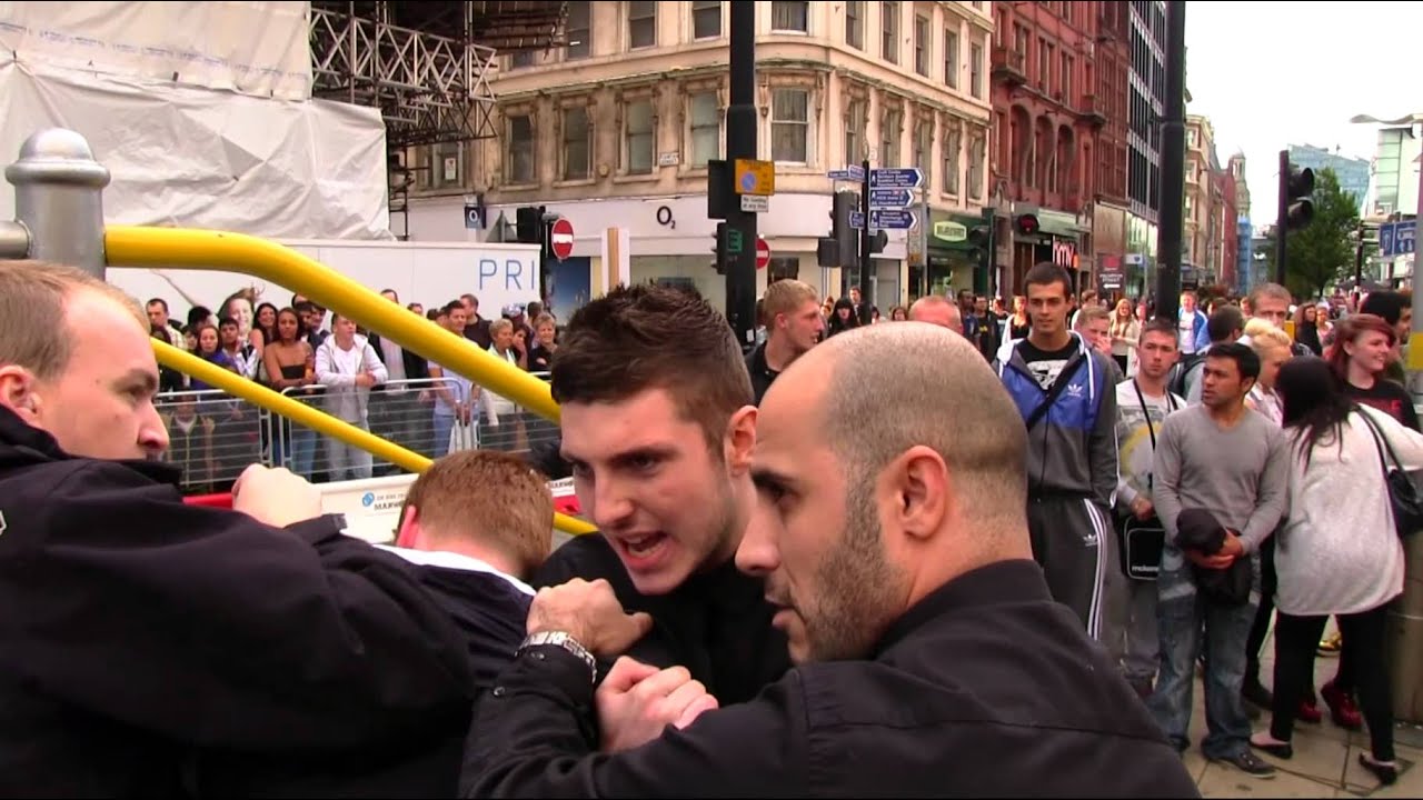 Debenhams Corporate Snatch-Squad Manchester - YouTube