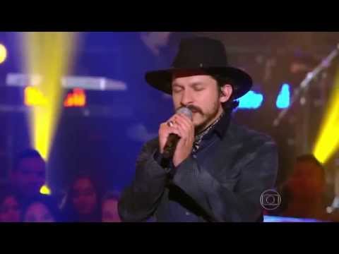 Edu Santa Fé e Victor Hugo cantam Tocando em Frente' no The Voice Brasil