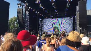 Watch Tina Arena The Machines Breaking Down video