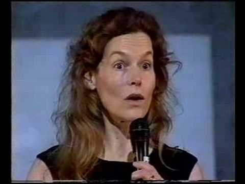 An interview with Alice Krige at the Blackpool Convention 2001 Voyager the