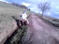 video de quad hytraque 80cc dans la boue 5
