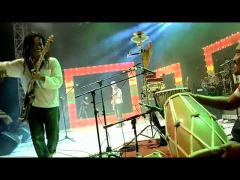 Tony Q Rastafara - Ngayogjokarto (Live In Jakarta Reggae Movement...