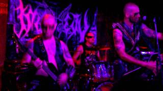 Watch Art In Manila The Abomination video