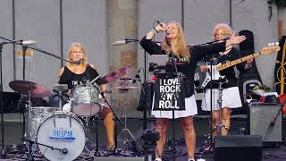 Norman Greenbaum - Spirit In The Sky Live Cover By The 6 Pak - All Girl Band