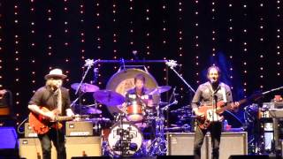 Watch Wilco Magazine Called Sunset video