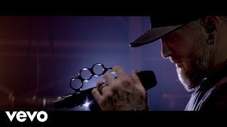 Brantley Gilbert - Fire'T Up