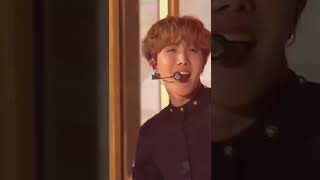 J-Hope Vs Felix -Feliz Navidad
