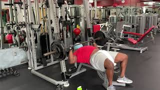 275lbs x 5 X 5 Flat #benchpress