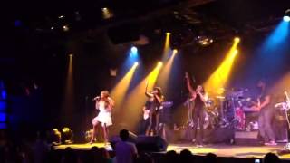 Watch Tamia Lose My Mind video