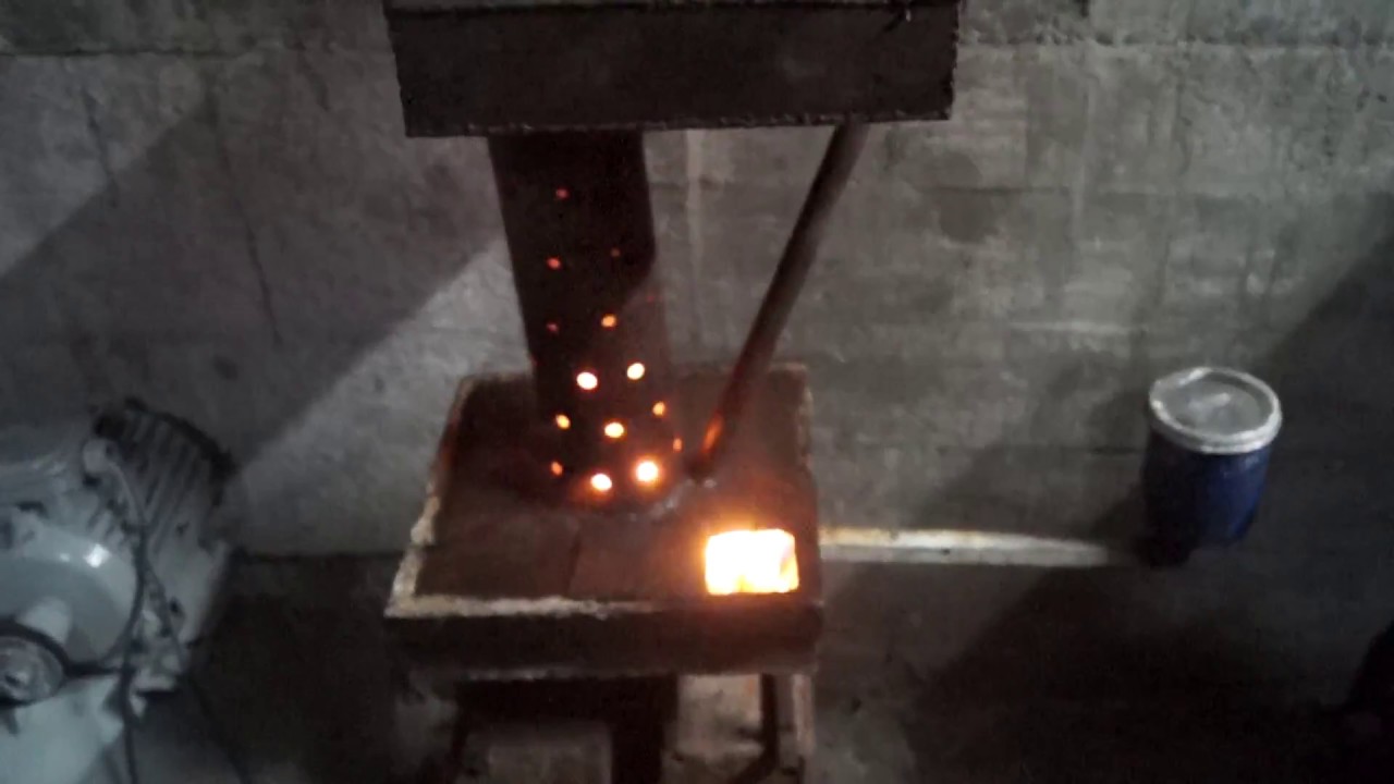 Печь на отработанном масле своими руками с газового баллона Печь на отработанном масле своими руками с газового баллона