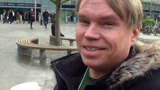 PSYCHIC BOB AND COLA GO TO THE BRITISH MUSEUM