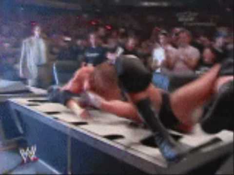 randy orton rko. Randy Orton RKO on Evan Bourne