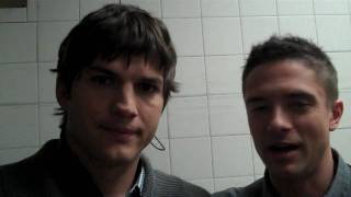 Ashton Kutcher & Topher Grace Discuss Best & Worst Valentine's Day Gifts Ashton Kutcher & Topher Grace Discuss Best & Worst Valentine's Day Gifts