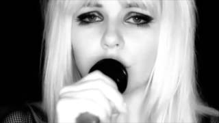 Watch Kerli Supergirl video