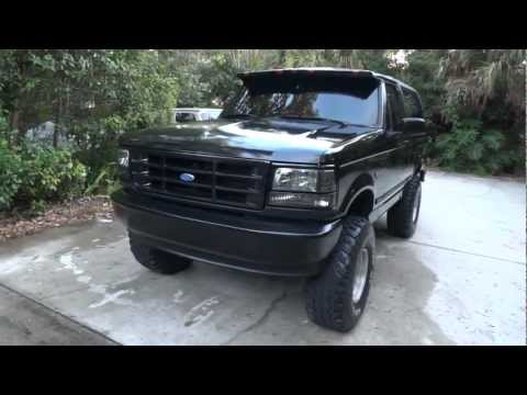 Ford Bronco 1994 7 lift with 35's All Black with 351 V8 HIDs 5000K