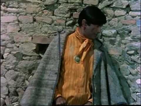 Hare Rama Hare Krishna: Phoolon Kaa Taaron Kaa Sabka Kehna Hai...