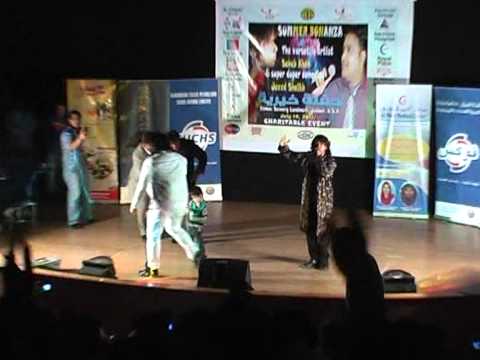 Kyun Paisa Paisa Karti Hai De Danadan by Bollywood Singer...
