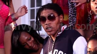 Watch Vybz Kartel Never Turn A Raper video