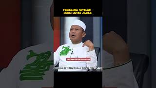 Fenomena Artis Lepas Hijab Atau Cadar Setelah Cerai - Ustadz Dasad Latif