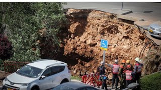 Parking Lot Collapsed Near Sharei Tzedek Hospital In Jerusalem Israel, No Injuries Reported
