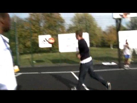 Stuart Tanner v Devin Harris