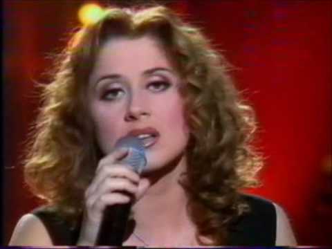 Lara Fabian at her best singing one of her best renditions of Je T'aime on