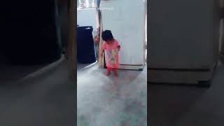Niña 2019 Bailando