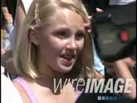 interview. Premiere Charlie annasophia robb 16. interview. Premiere Charlie