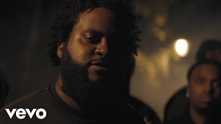 Bas - Housewives