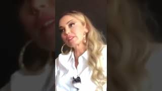 Yüzüme Gülüp Arkamdan Bela Okuyorlar