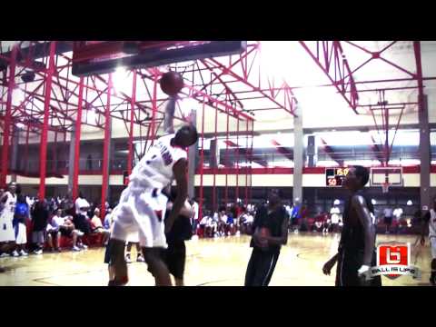 Terrence Jones Top Player of West Coast Center Stage Tournament