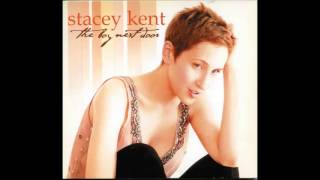 Watch Stacey Kent The Trolley Song video