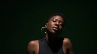 Moe Rayna Bambam Visuals