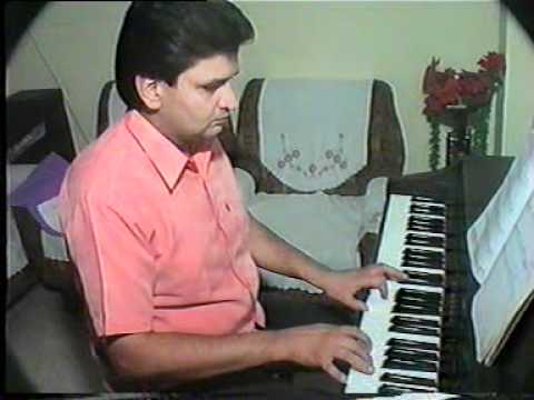 Dheere Dheere Machal On Piano ( Rajeev Kumars Music Academy...