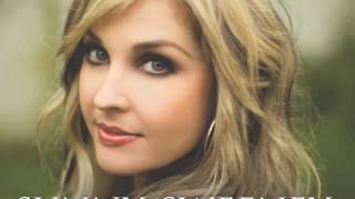Watch Sunny Sweeney Fall For Me video
