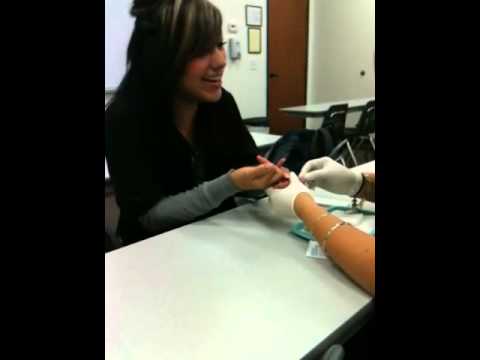 Belinda tries to get poked