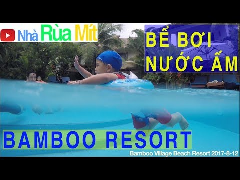 Bé Tập Bơi _ Bamboo Village Beach Resort _ Resort Làng Tre Mũi Né