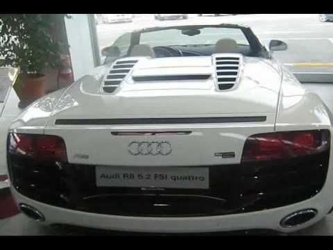 White Audi R8 V10 Spyder. new Audi R8 Spyder 5.2 V10 FSI