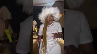 Londie London Dancing