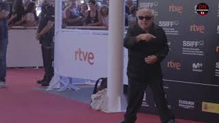 66 SSIFF | Alfombra Roja | Danny DeVito | Juan Antonio Bayona | El Reino