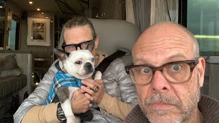 Qq, Live From The Road