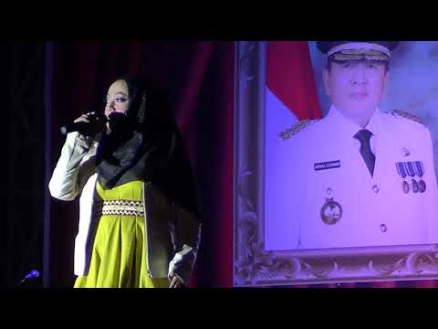Egham Ku Di Lappung cover by Dian Evylia C - Pesta Rakyat HUT RI ke 74