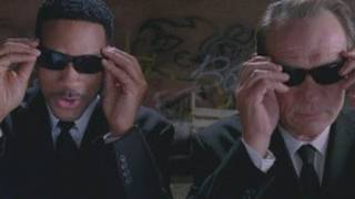 The Men In Black 3 Official Trailer