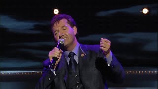 Watch Daniel Odonnell The Mountains Of Mourne video