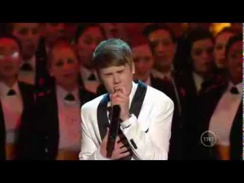 Justin Bieber singing Christmas songs in Washington 2011 (perfoming for Obama!).mp4
