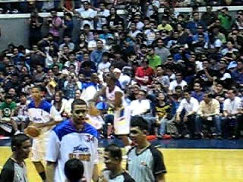 kobe mentoring cp3 at halftime - NBA Ultimate All Star Weekend in ...